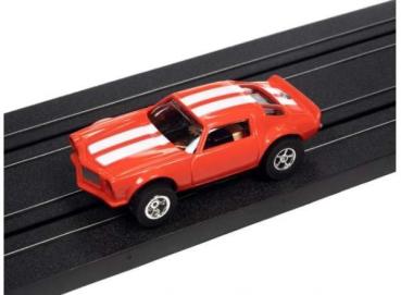 Preview: 1970 Chevrolet Camaro *Flamethrower X Traction Release 33*, red, 1/64, AutoWorld SC366A