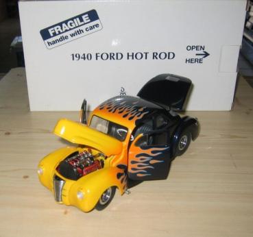 Preview: 1940 Ford Hot Rod Coupe, Midnight Blue w/ Flames, 1/24 Diecast, Danbury Mint DM0935