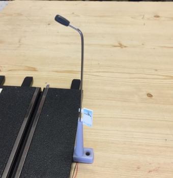 Streckenbeleuchtung fuer Carrera Schienen (1:24+1:32)