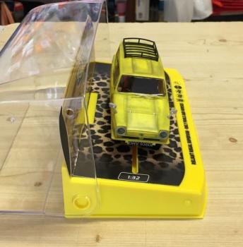 Preview: Reliant Regal Supervan - Only Fools and Horses, 1/32, Scalextric C4223