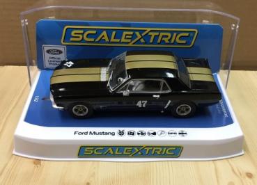 Preview: Ford Mustang 1966 - Black and Gold, Scalextric C4405