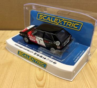 Preview: Volkswagen Golf GTI - Richard Lloyd Racing, 1/32, Scalextric C4520