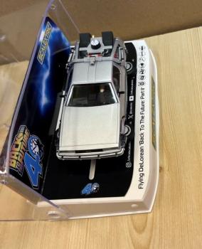Preview: Flying Time Machine - Back To The Future 2, 1/32, Scalextric C4541