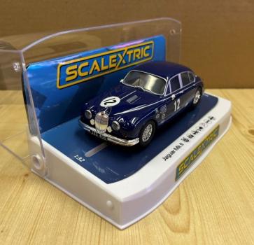 Jaguar MK2 - Grant Williams Racing, 1/32, Scalextric C4596