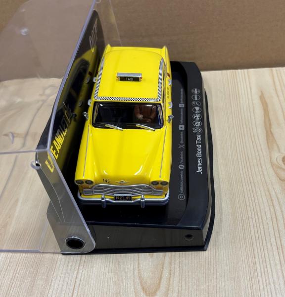 James Bond Checker Taxi Cab - Live And Let Die,  Scalextric C4606