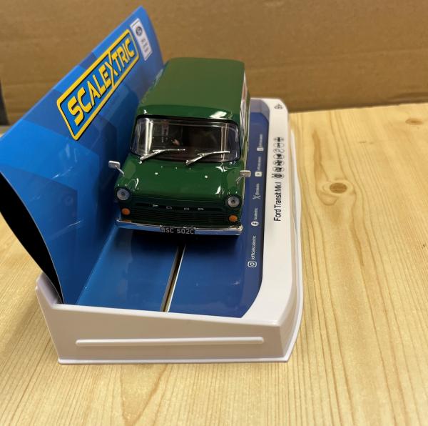 Ford Transit MK1 - Castrol, Scalextric C4648