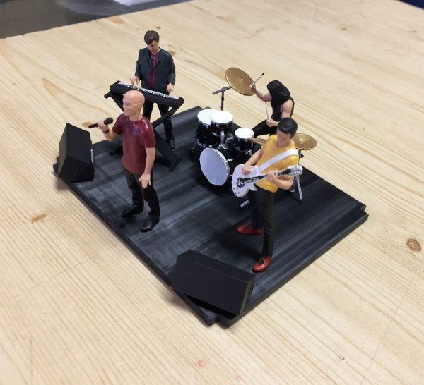 BAND, 4 Musiker + Instrumente, 1/32, Band