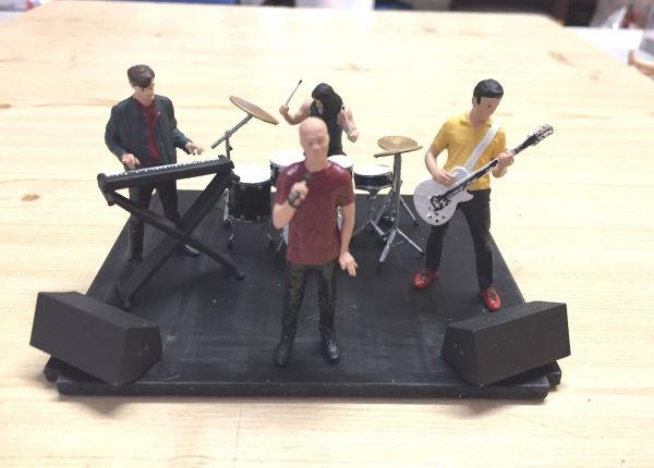 BAND, 4 Musiker + Instrumente, 1/32, Band