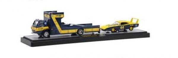 1966 Dodge L600 COE, black with 1969 Dodge Charger Daytona HEMI, yellow, 1/64, M2-36000