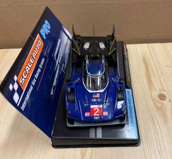 Cadillac V-Series LM-H No. 2 in Rennversion mit Kunststoff-Chassis, 1/32, ScaleAuto SC6378