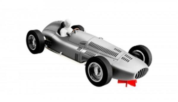 MB W163 White Kit in Rennversion  1/24, ScaleAuto SC7145