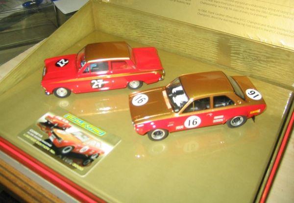 Ford Lotus Cortina ALAN MANN Racing Teamset, C2981 A
