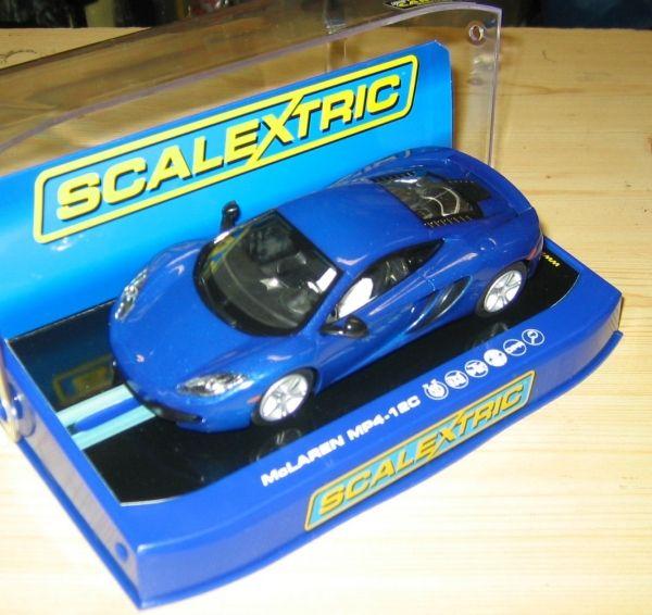 McLaren MP4-12C (blau), C3297