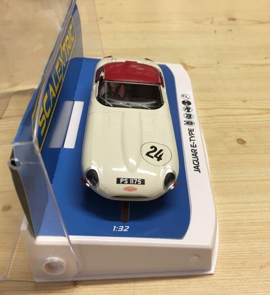 Jaguar E-Type - Goodwood Revival - Adrian Newey, 1/32, Scalextric C4232