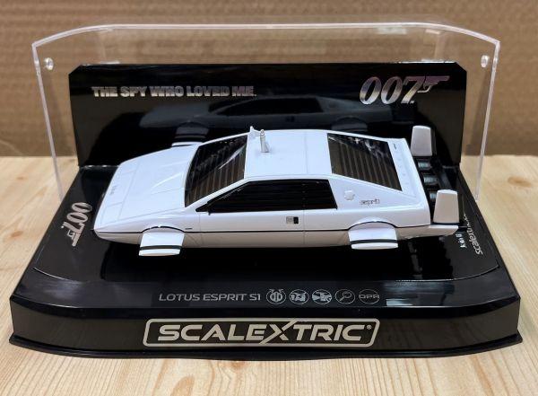 James Bond Lotus Esprit S1 - The Spy Who Loved Me 'Wet Nellie', 1/32, Scalextric C4359