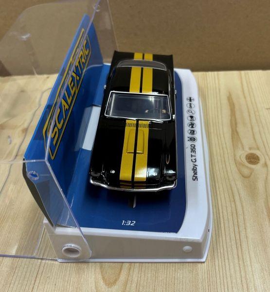 Shelby Mustang GT350H – Hertz Edition, 1/32, Scalextric C4542