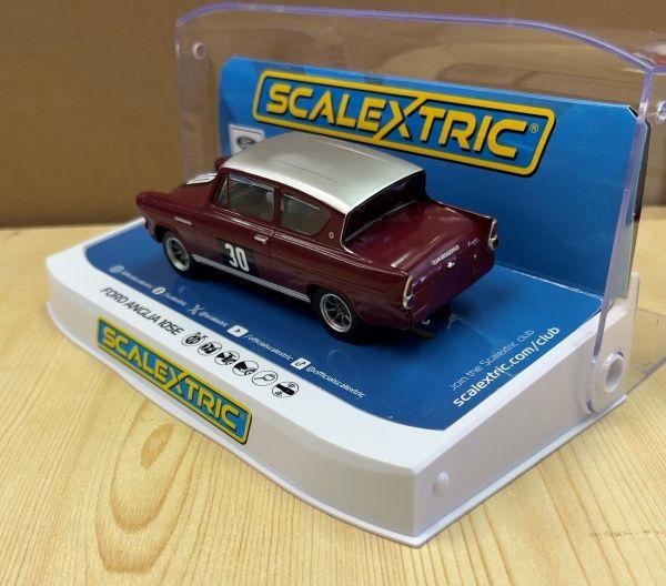 Ford Anglia 105E - Broadspeed, 1/32, Scalextric C4546