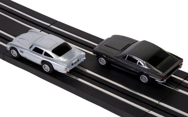 Micro Scalextric James Bond 007 Race Set - Aston Martin DB5 vs Aston Martin V8, 1/64, Scalextric Micro G1171M