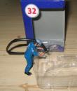 Figur Rene Mechaniker mit Benzinschlauch, 1/32, LeMans Miniatures FLM132033M